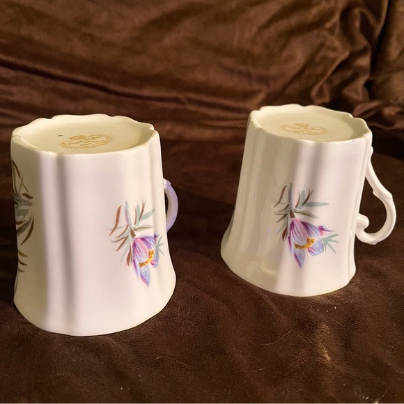 2x Royal Grafton Fine Bone China Prairie Crocus Coffee Cups - Picture 3 of 4